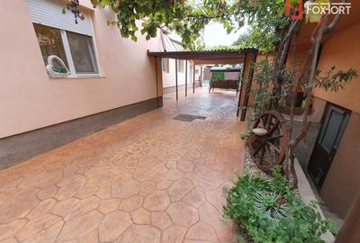 Oportunitate de investitie: 2 case total 8 camere si SAD - Freidorf - 21