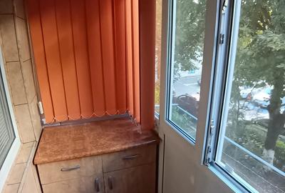 Inchiriez apartament 2 camere - 10