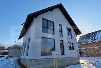 Casă cu 4 camere cu Teren 550 Mp în Central - 1