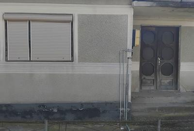 Casă cu 3 camere în General Berthelot - 2