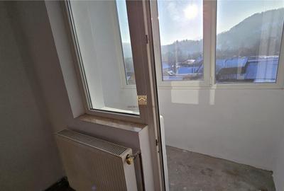 Apartament 3 camere Suceava Molid De ! - 1