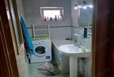 Apartament cu 2 camere semidecomandat, mobilat în Dâmbovița - 1