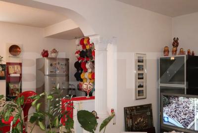 Casă cu 4 camere cu Teren 986 Mp în Central - 3