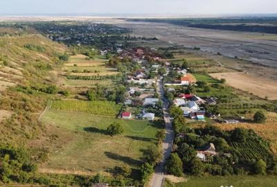 Teren de 4267 mp, în Satu Nou (Panciu) - 4