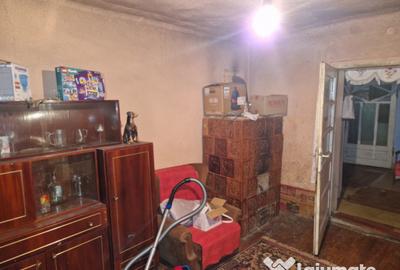 Casă cu 3 camere cu Teren 1800 Mp în Mogoșești - 5