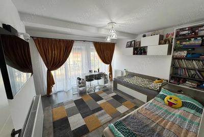 Casă cu Teren 374 Mp în Dumbrăvița - 2