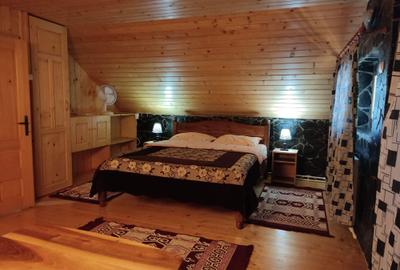Casă cu 4 camere în Racovița - 1