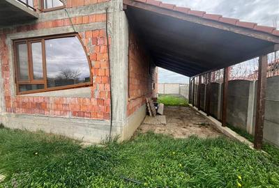 Casă cu 6 camere cu Teren 428 Mp în Coșteiu - 36