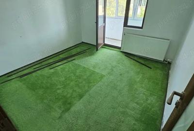 Apartament cu 3 camere decomandat în Orizont - 4