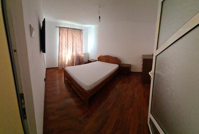 Apartament cu 3 camere decomandat în Central - 4