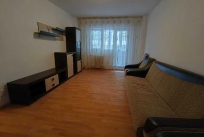 Apartament 3 camere decomandate + balcon 12 mp Metrou Valea Ialomiței – 2 minute - 1
