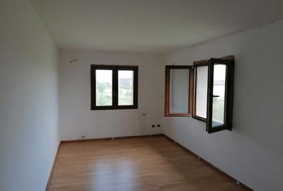 Casa - vila de vanzare construita in stil italian - 6