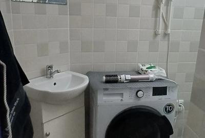 Garsonieră decomandată în Universității - 1