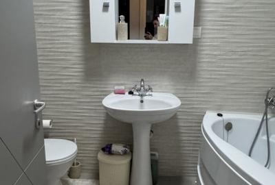 Apartament 2 camere, etaj 2/9, Bulevardul Bucuresti - 2