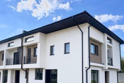 Duplex cu 5 camere cu Canalizare în 1 Decembrie 1918 - 1