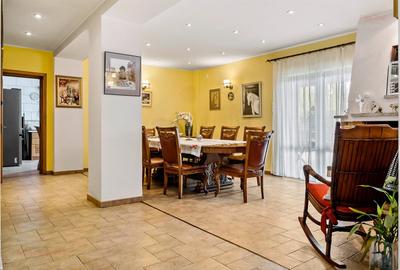 Casă individuală cu 7 camere cu Canalizare în Corbeanca - 10