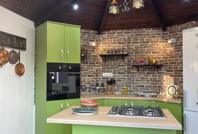 Casă cu Teren 1905 Mp în Stejeriș - 18