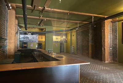 OPORTUNITATE DE INVESTITIE SPATIU COMERCIAL CENTRUL VECHI - 1