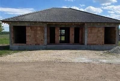 Casa la 15 minute de Brasov, DJ 112A, la rosu sau finalizata la cheie - 1