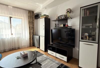 Apartament cu 3 camere decomandat în Tomești - 8