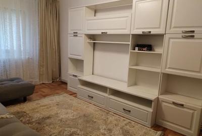 Apartament cu 2 camere decomandat, zona Galata - 2