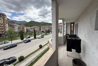 Apartament cu 3 camere în Uric
