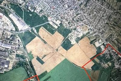 Teren de 19800 mp, în Central - 3