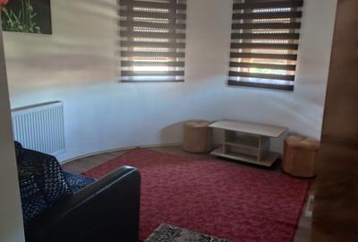 Casă cu 4 camere în Central - 3
