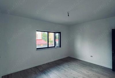 Casă cu 3 camere cu Teren 380 Mp în Mărgineni