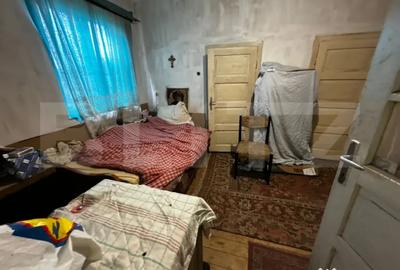 Casă cu 4 camere cu Teren 552 Mp în Central - 7