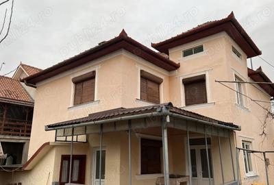 Casă cu 5 camere cu Teren 430 Mp în Central - 3