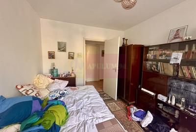Apartament cu 3 camere decomandat în Berceni - 12