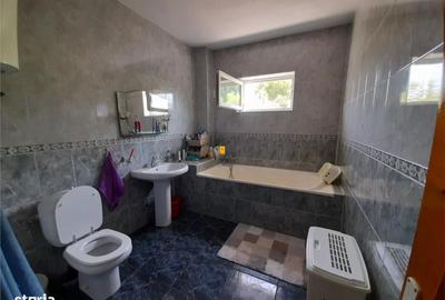Casă cu 4 camere în Bănești - 9