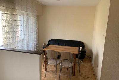 Apartament cu 4 camere în Traian - 1