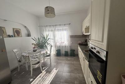 Casă cu 3 camere în Central - 5