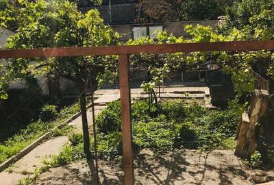 Casă cu 5 camere cu Teren 270 Mp în Badea Cârțan - 2