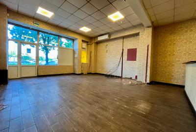 Spațiu comercial, de 45 mp, în Baza 3 - 3