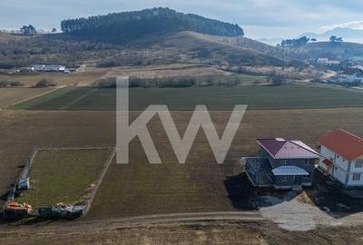 Teren Construcții intravilan de 585 mp, în Sânpetru - 2