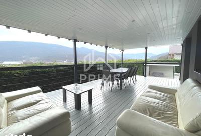 Casă cu 6 camere cu Teren 940 Mp în Câlnic - 4