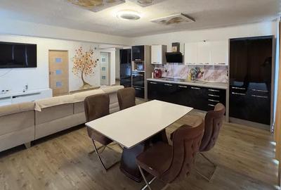 Apartament cu 3 camere decomandat în Central - 8