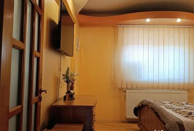 Apartament cu 3 camere decomandat în Central - 5