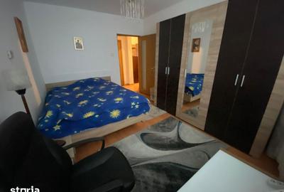 Apartament cu 2 camere decomandat în Micro 6 - 7