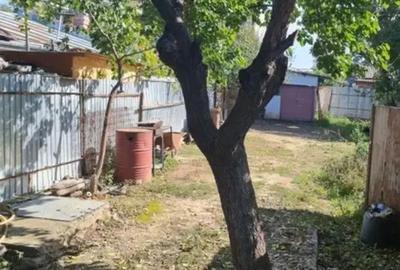 Teren de 293 mp, în Lacu Dulce