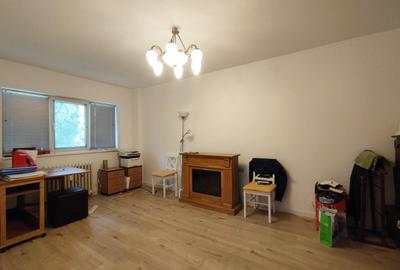 Apartament cu 2 camere decomandat în Basarabia