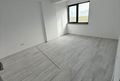 Apartament cu 2 camere în Km 4 - 7