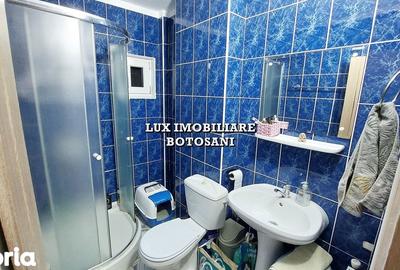 Apartament cu 4 camere decomandat în Central - 2