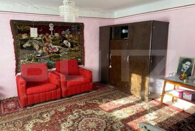 Casă cu 3 camere cu Teren 1048 Mp în Central - 4