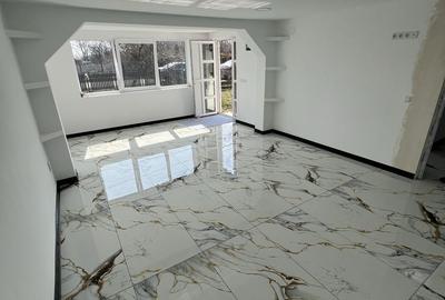 Casă cu 4 camere în Lipănești - 2