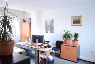 Birou, de 155 mp, în Ultracentral - 9