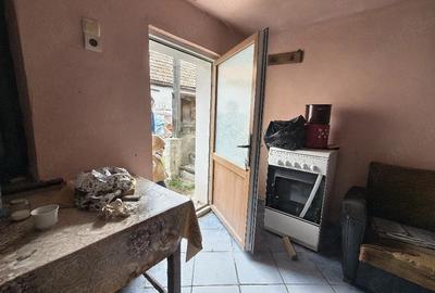 Casă cu 2 camere cu Teren 600 Mp în Tohanu Vechi - 3